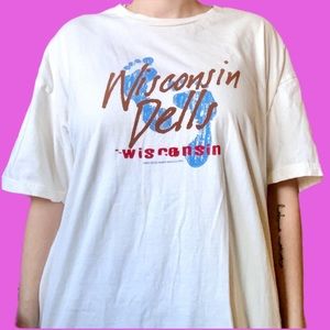 Vintage Wisconsin Dells Tee